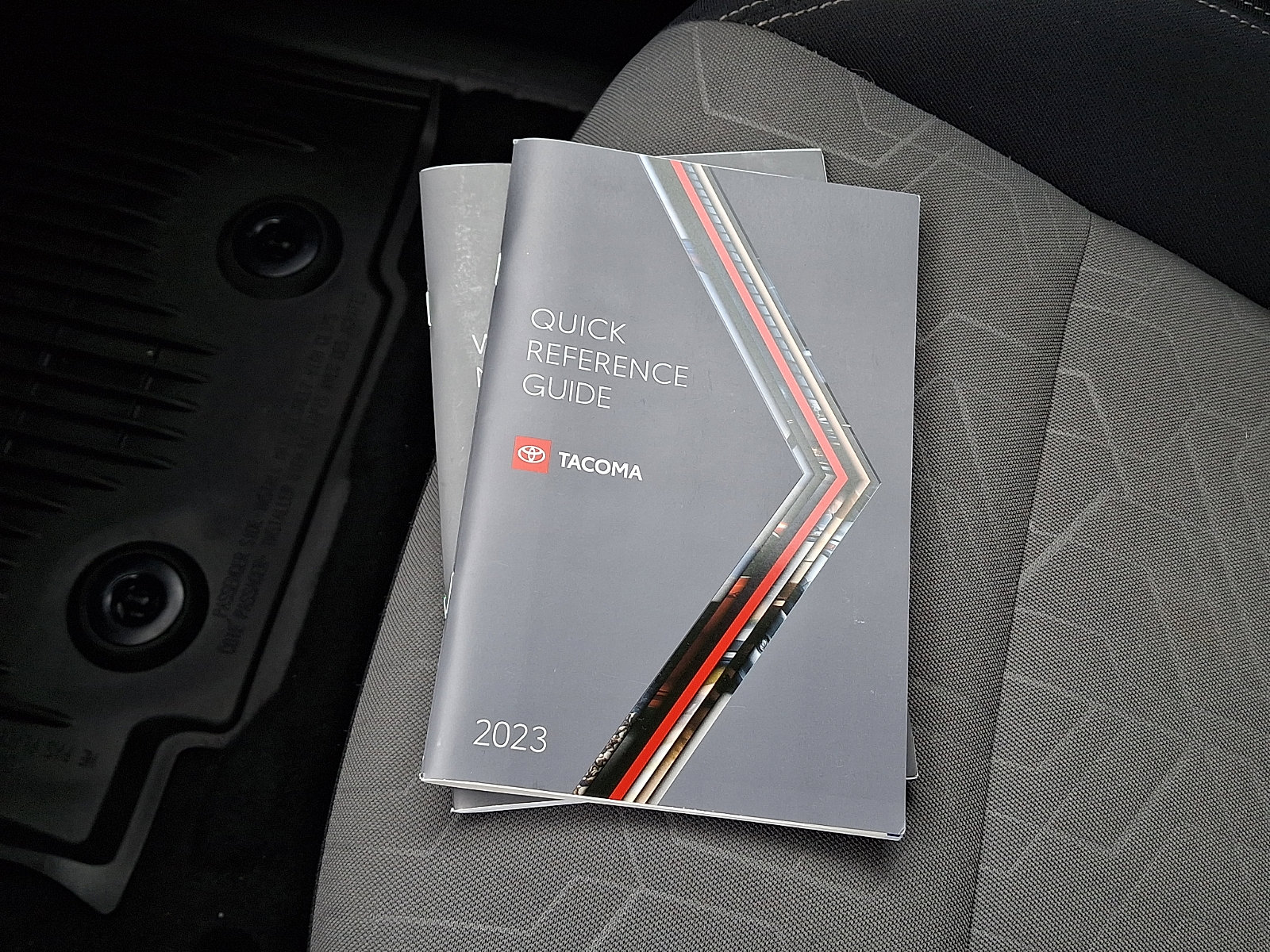 Used 2023 Toyota Tacoma TRD Off-Road image 24