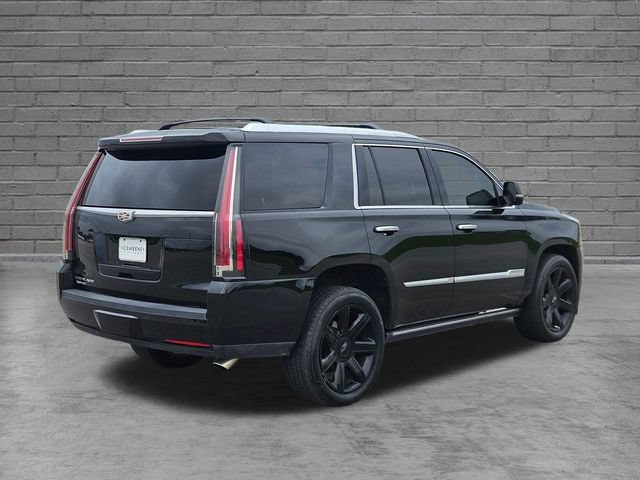 Used 2016 Cadillac Escalade Platinum RWD image 5