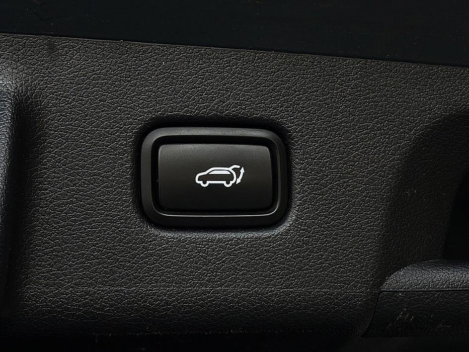 Used 2024 Hyundai Palisade Limited image 28