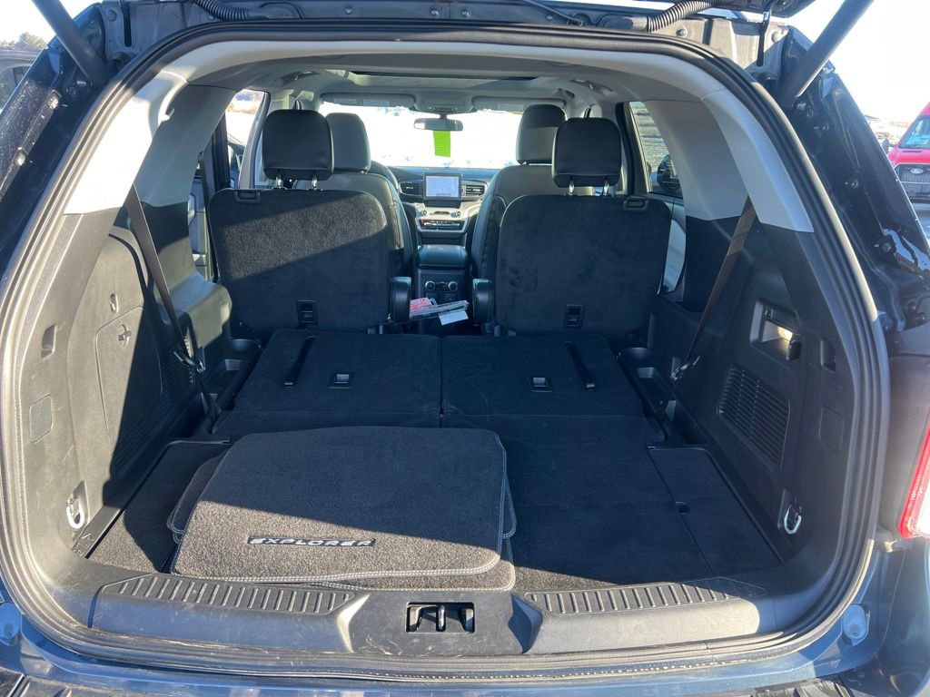 Certified 2023 Ford Explorer XLT w/ Equipment Group 202A image 29