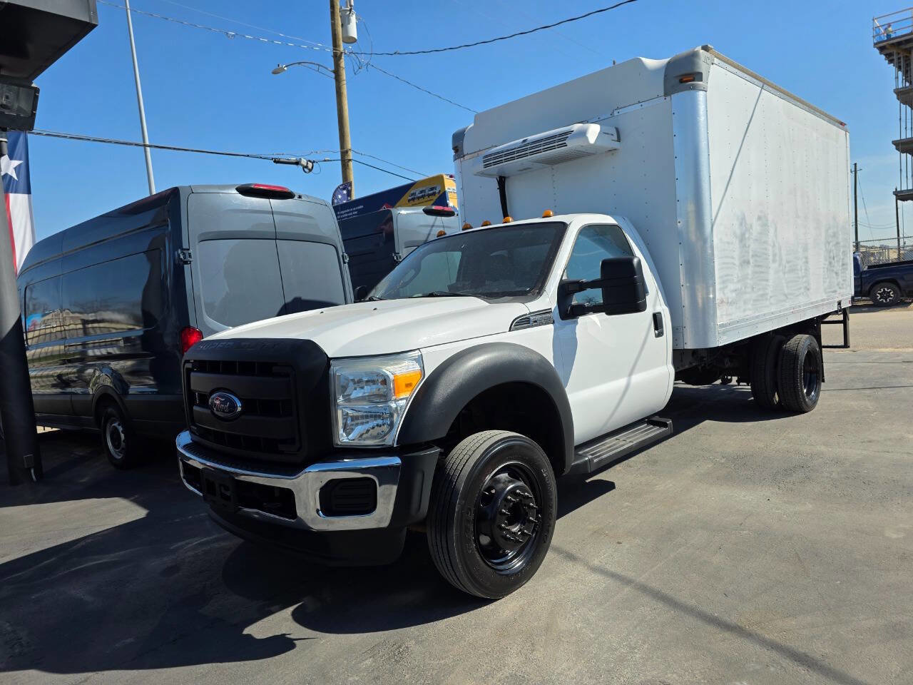 Used 2016 Ford F550 2WD Regular Cab Super Duty image 27