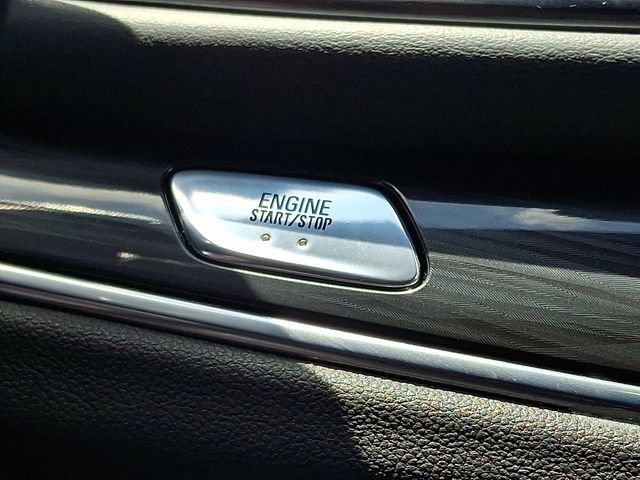 Used 2023 Buick Enclave Essence AWD/4WD image 23