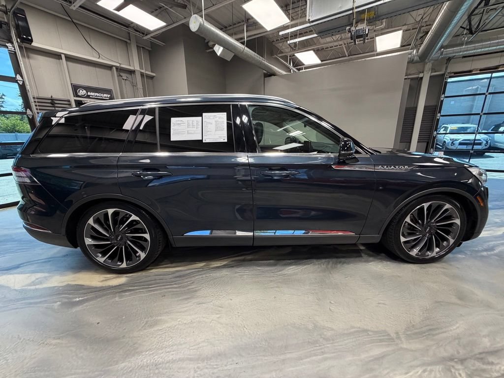 Used 2021 Lincoln Aviator Reserve w/ Equipment Group 202A AWD/4WD image 37