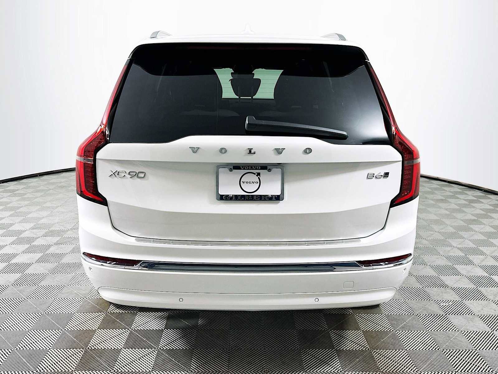 New 2026 Volvo XC90 B6 Plus w/ Protection Package Premier image 6