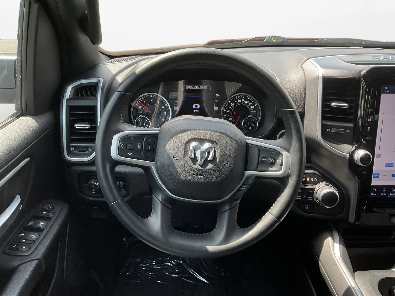 Used 2023 RAM 1500 Big Horn AWD/4WD image 12