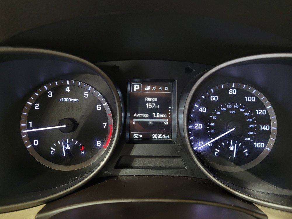 Used 2018 Hyundai Santa Fe Sport FWD image 23