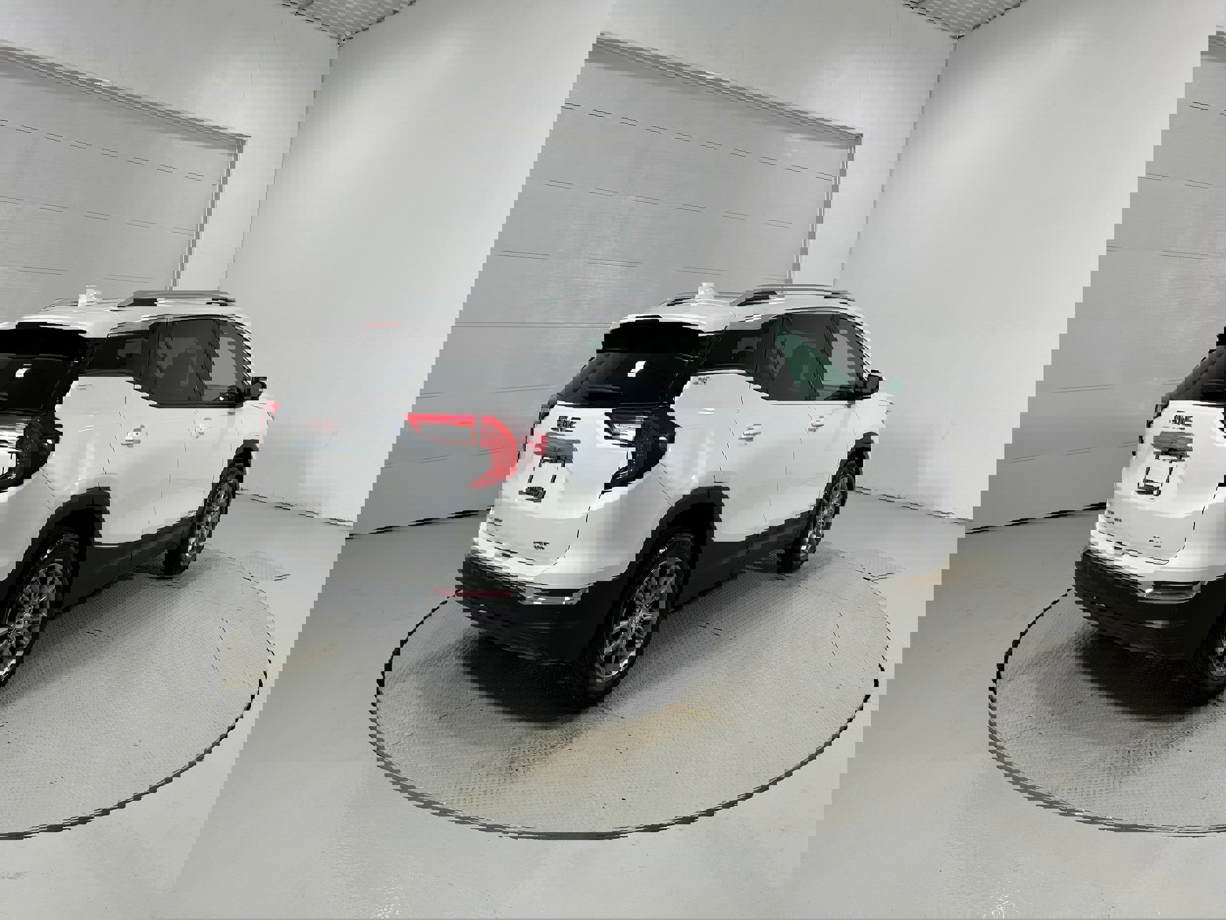 Used 2022 GMC Terrain SLT w/ Infotainment Package II image 34