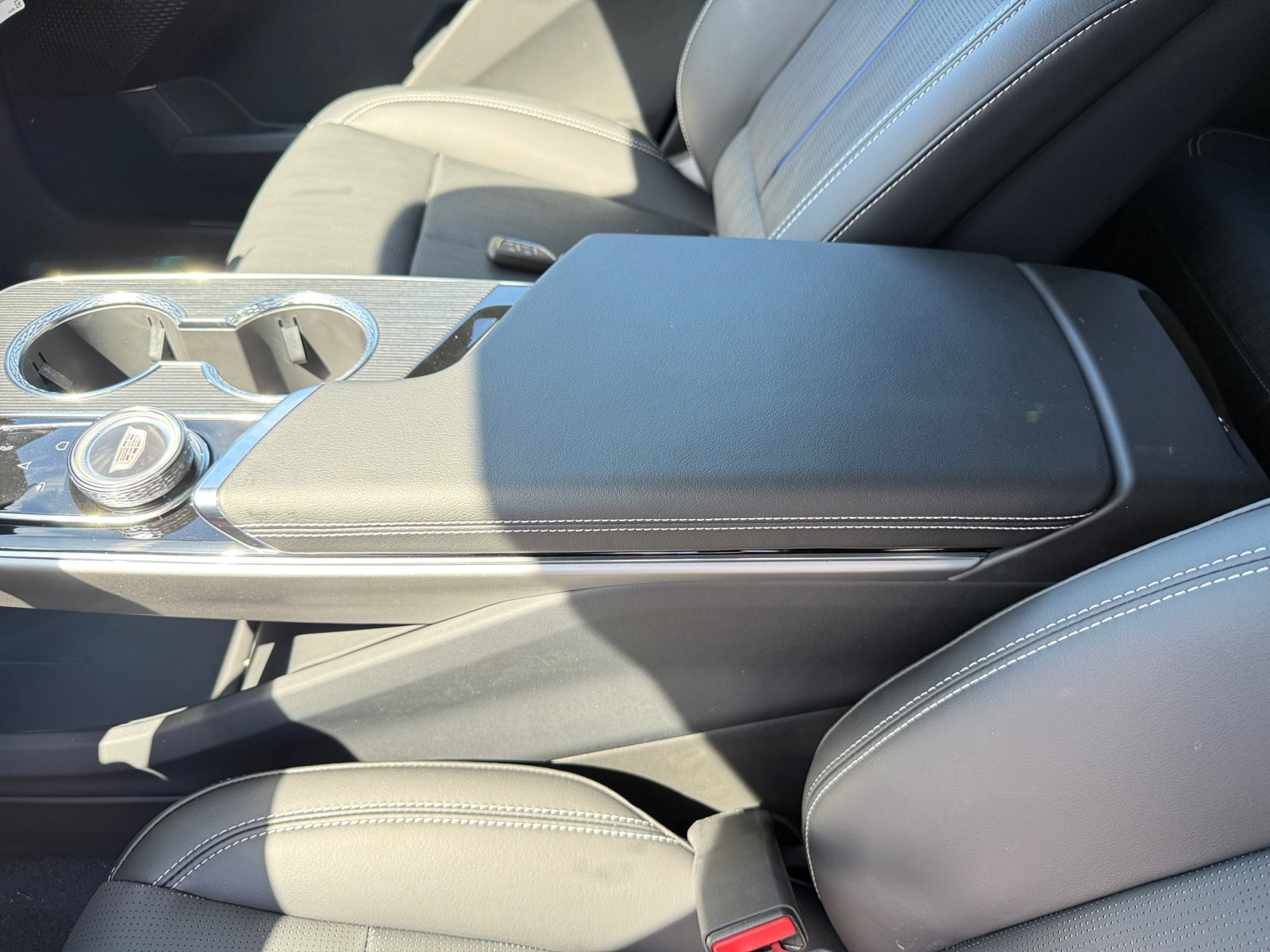 New 2025 Cadillac Lyriq Sport image 14