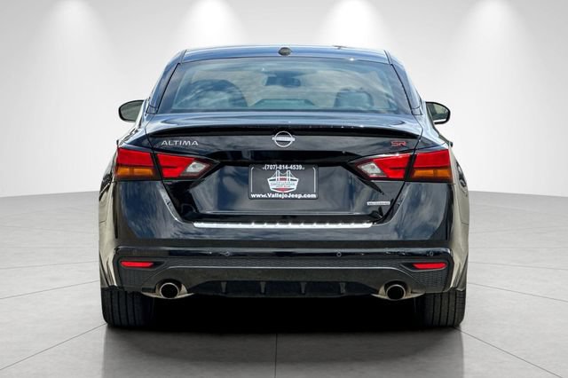 Used 2023 Nissan Altima 2.0 SR FWD image 5