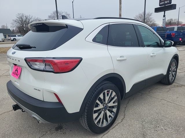 Used 2022 Ford Escape Titanium w/ Class II Trailer Tow Package image 5
