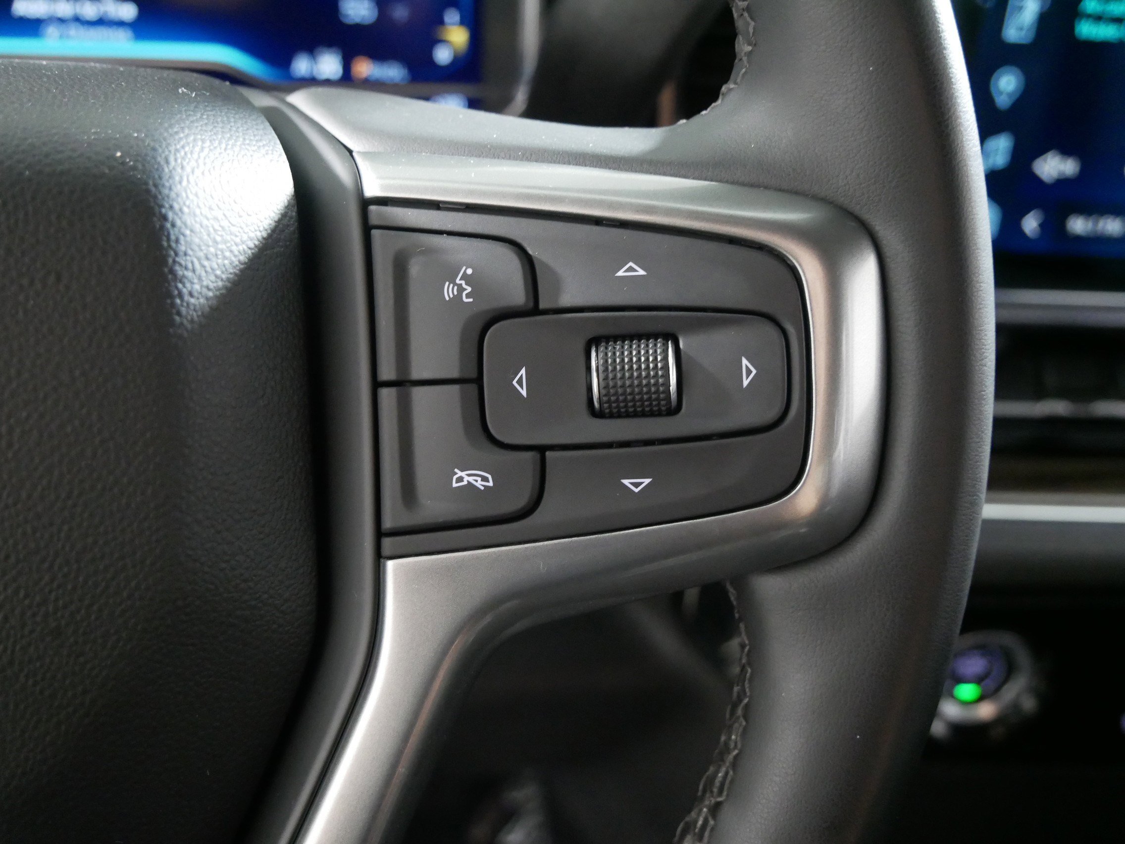 Used 2023 Chevrolet Silverado 1500 LT image 28