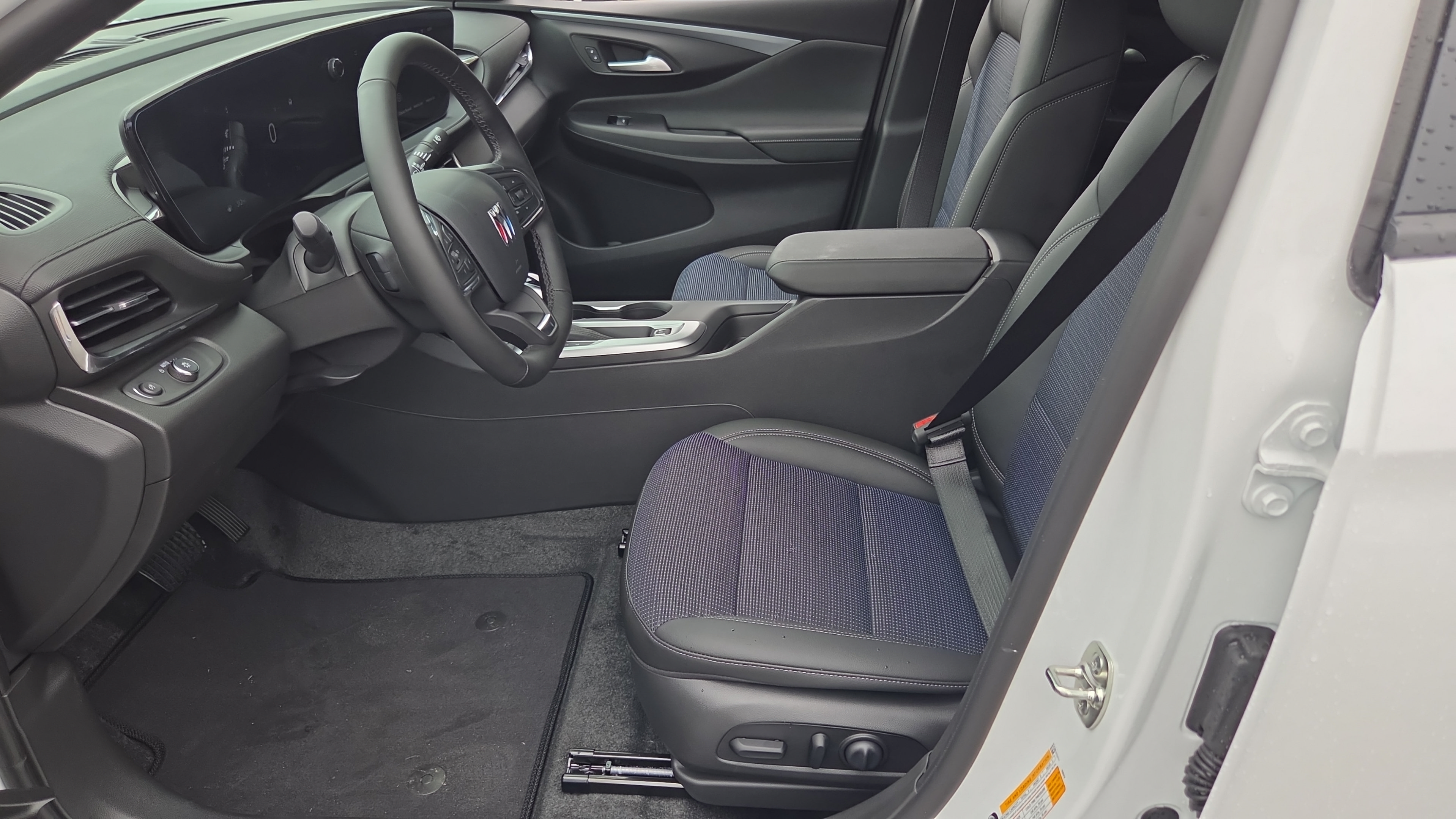 New 2026 Buick Envista Sport Touring w/ Convenience I Package FWD image 9