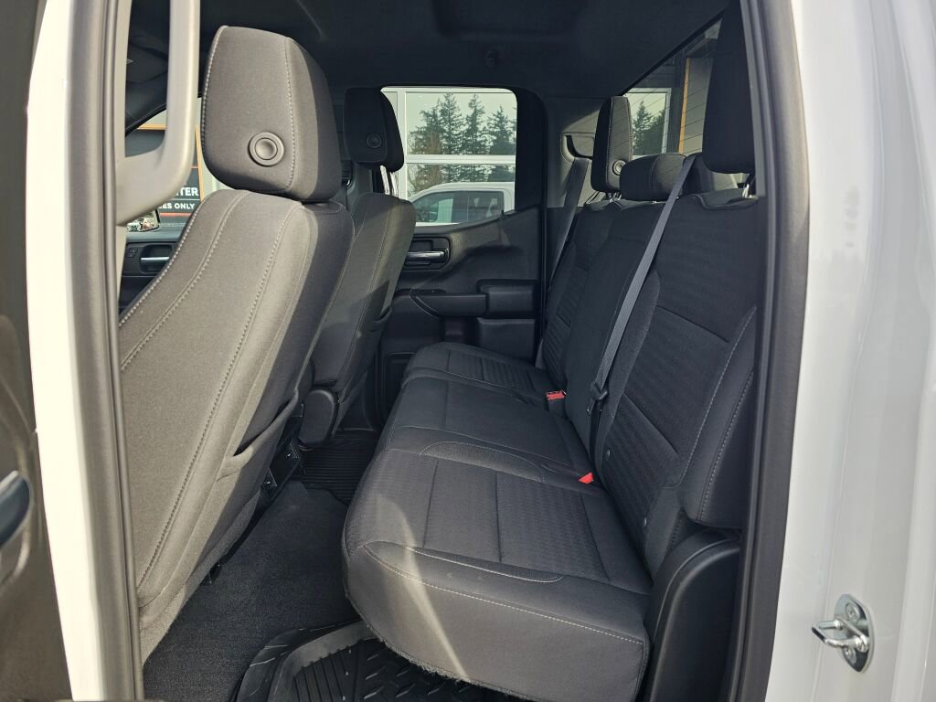 Used 2022 Chevrolet Silverado 1500 Custom AWD/4WD image 16