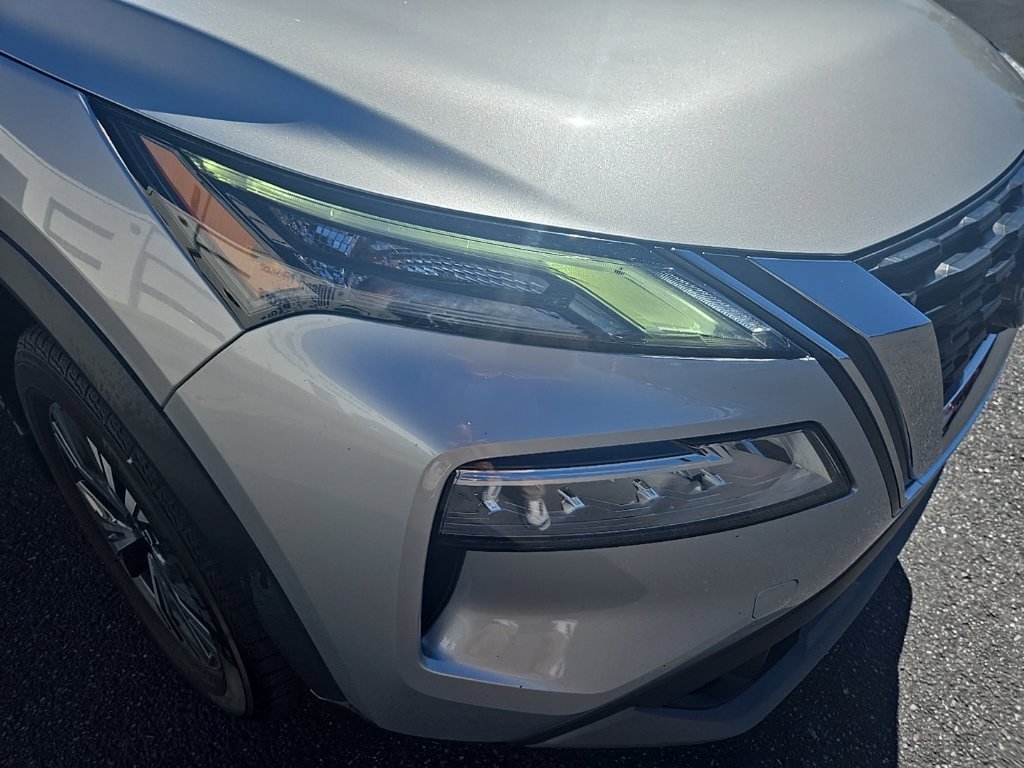 Used 2022 Nissan Rogue SV AWD/4WD image 29
