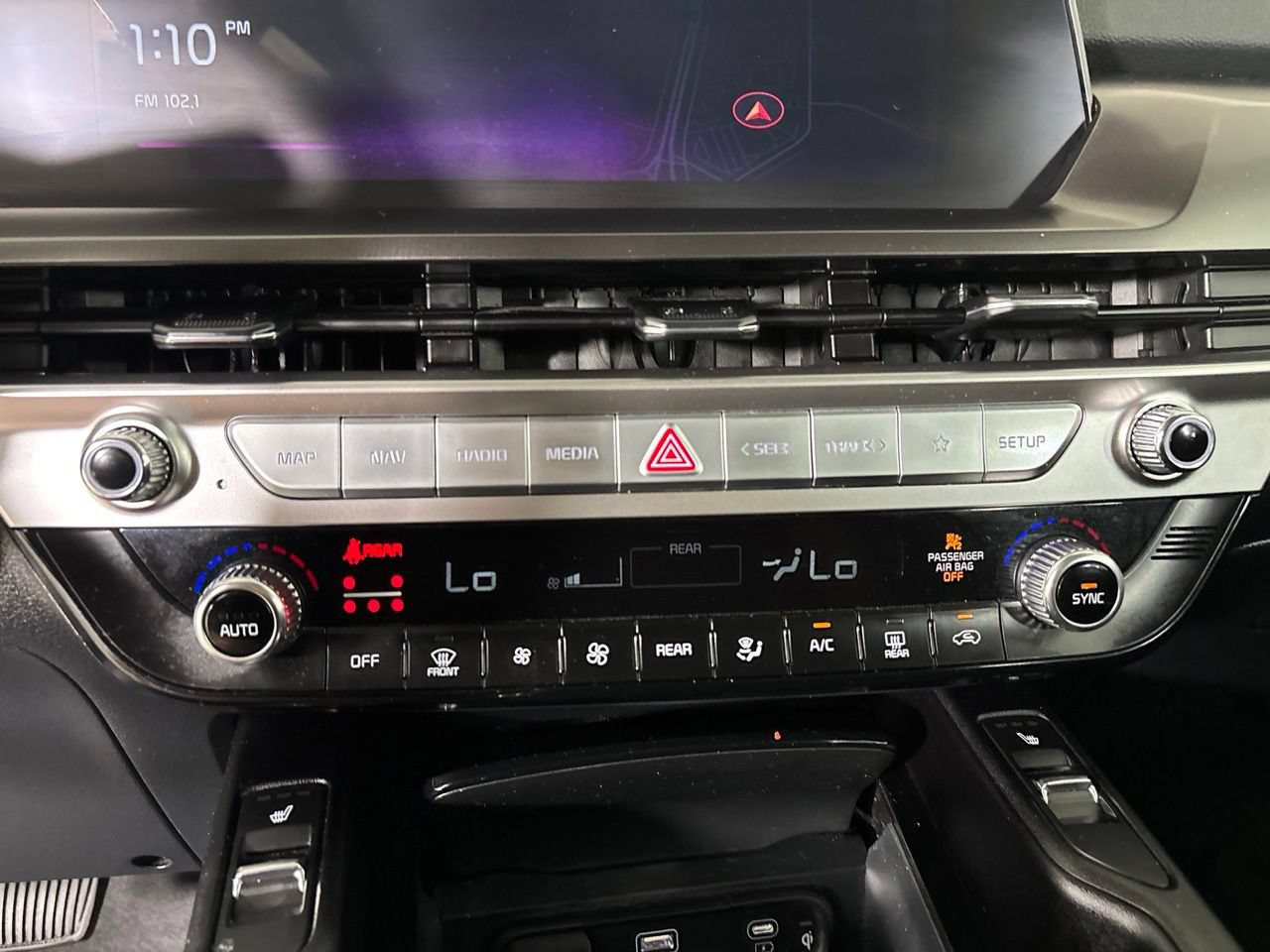 Used 2025 Kia Telluride S AWD/4WD image 23