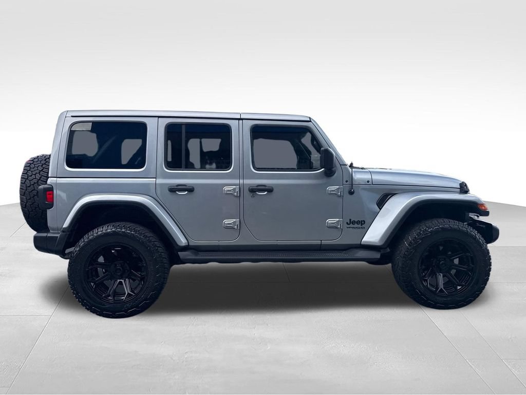 Used 2020 Jeep Wrangler Unlimited Sahara AWD/4WD image 7