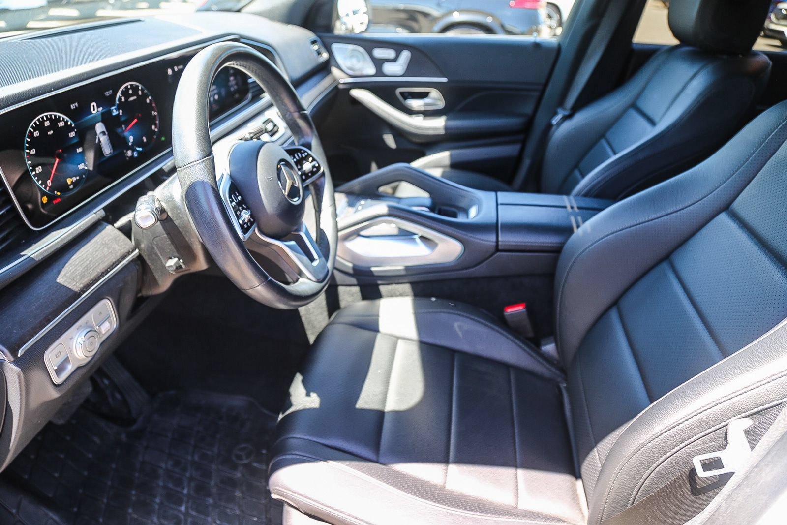 Used 2021 Mercedes-Benz GLE 350 4MATIC image 5