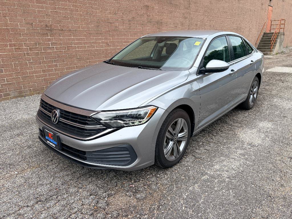 Used 2024 Volkswagen Jetta SE FWD video 1