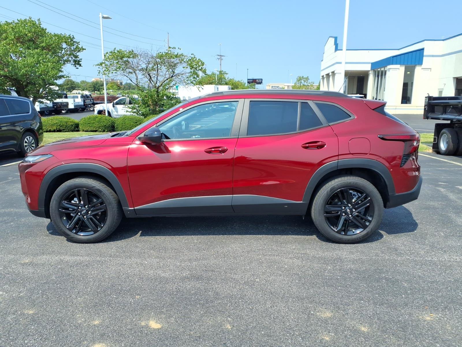 Used 2024 Chevrolet Trax ACTIV FWD image 4