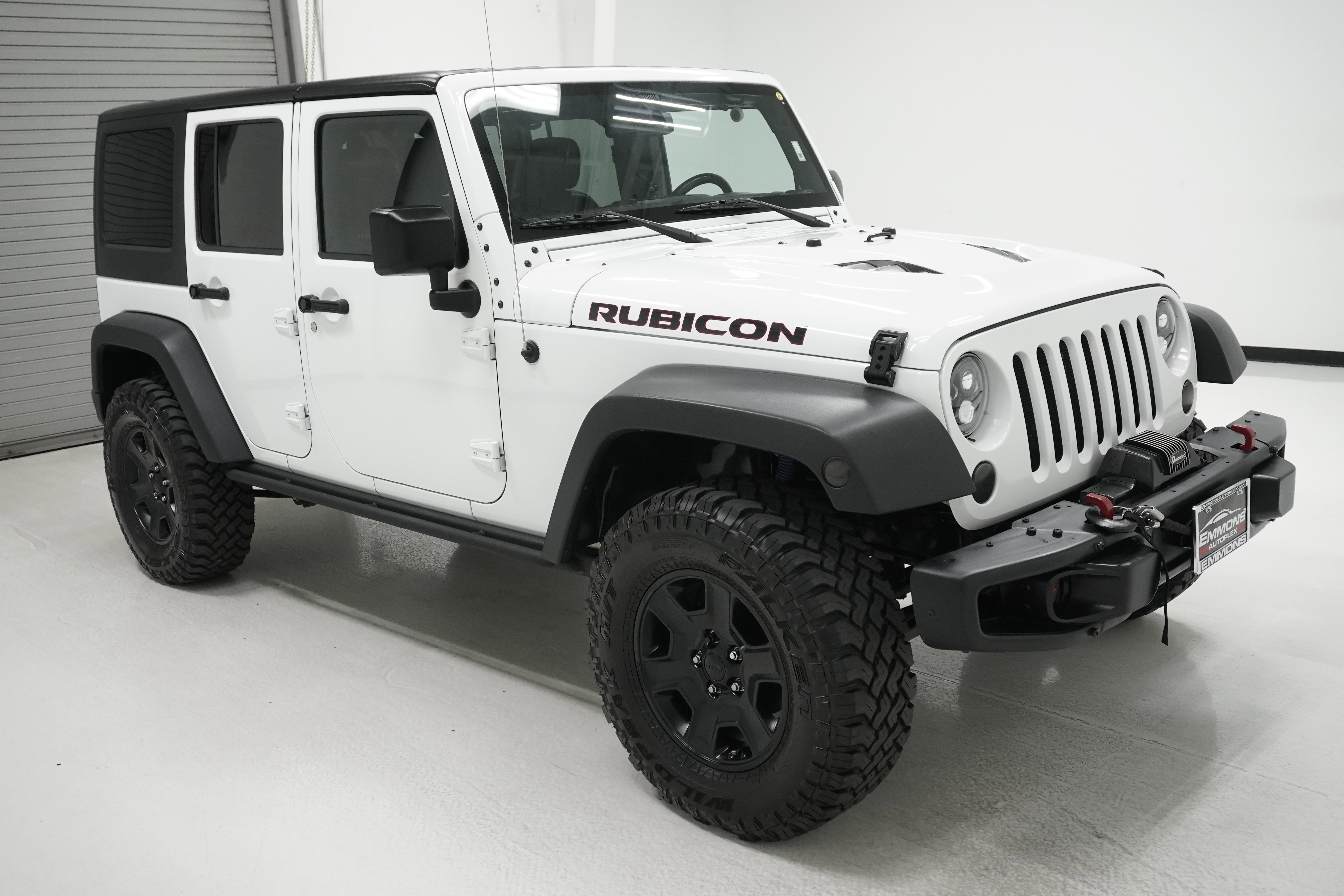 Used 2015 Jeep Wrangler Unlimited Rubicon AWD/4WD image 3