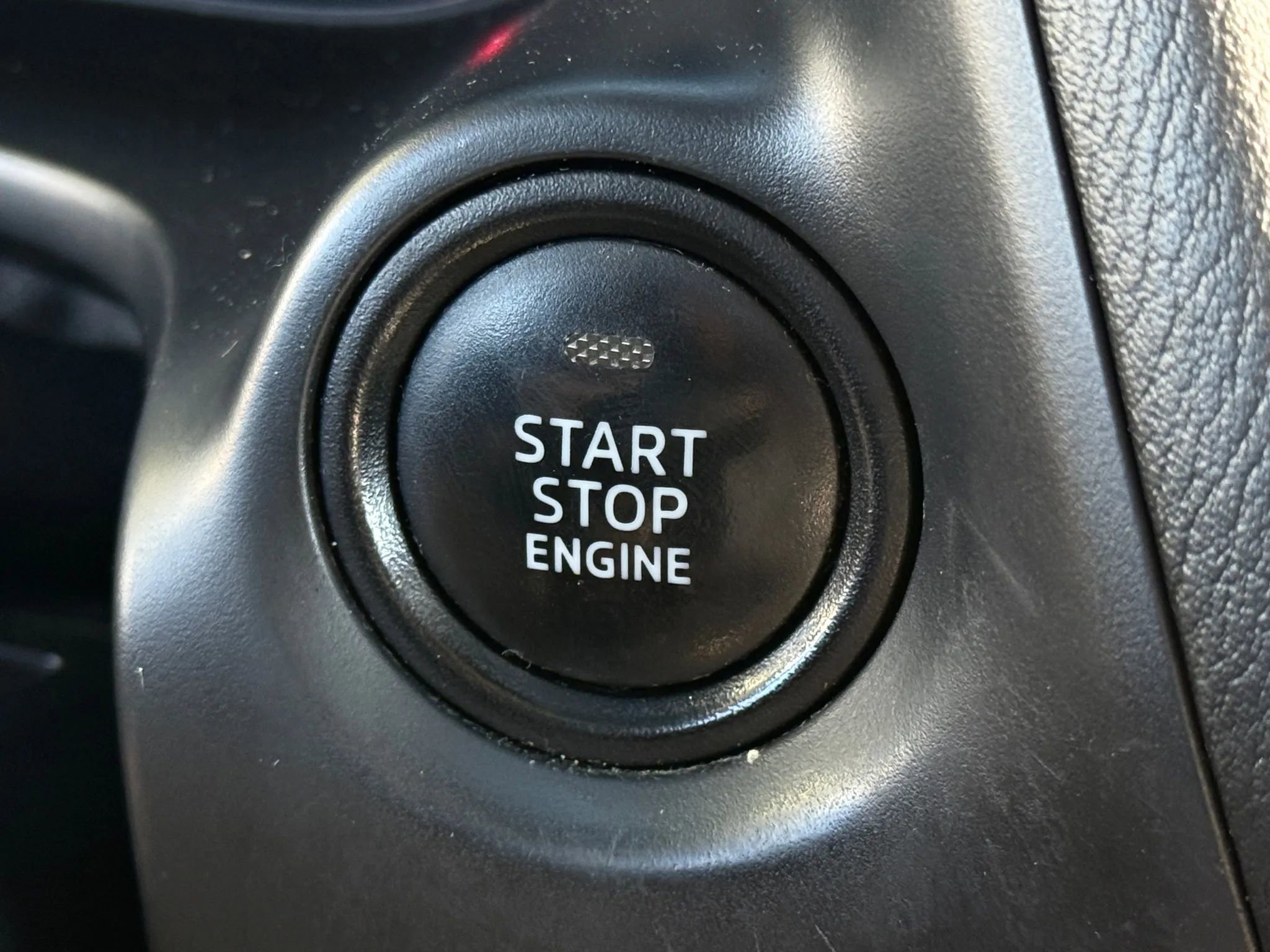 Used 2015 MAZDA MAZDA3 i Grand Touring image 25