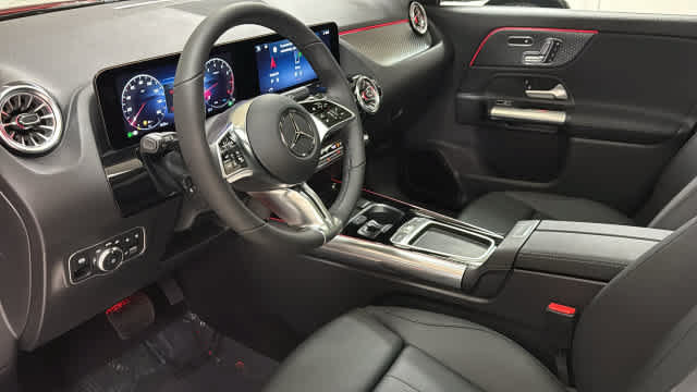 Used 2026 Mercedes-Benz GLA 250 4MATIC image 28