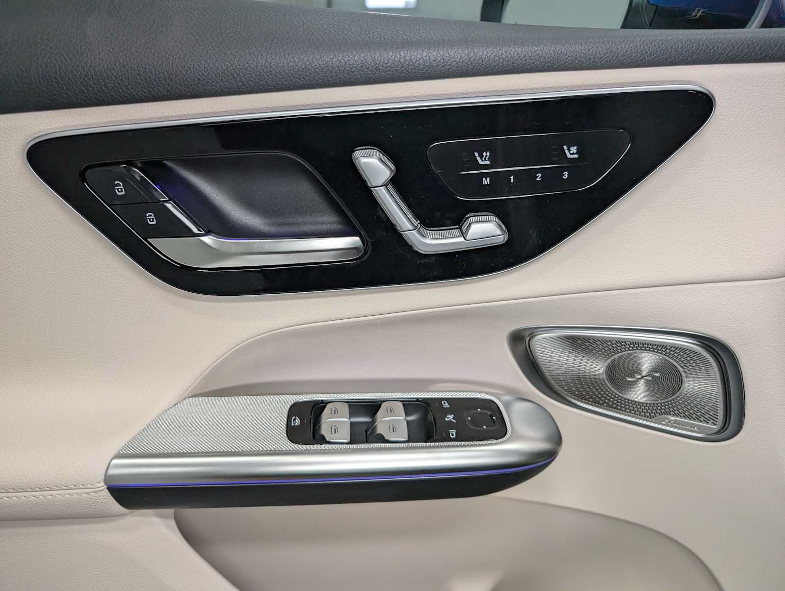 New 2026 Mercedes-Benz GLC 300 4MATIC image 31