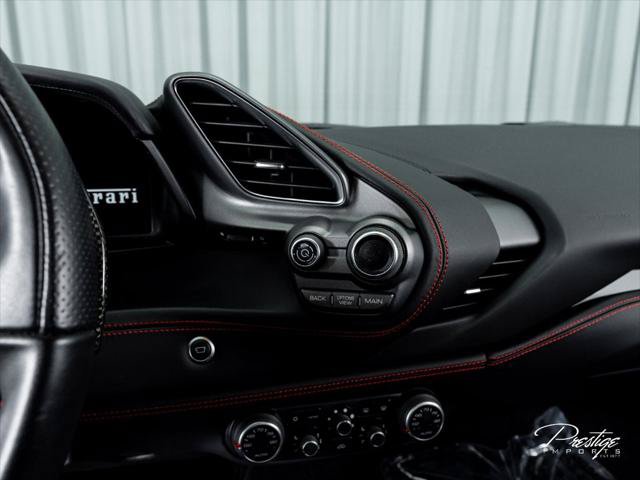 Used 2016 Ferrari 488 GTB RWD image 37