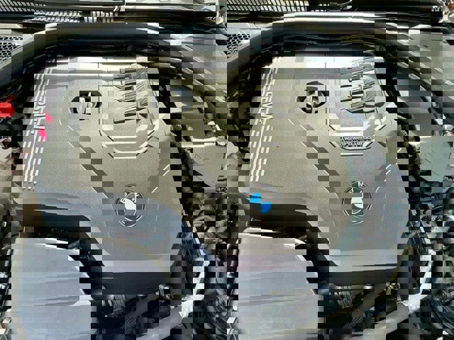 Used 2020 BMW 330i xDrive Sedan w/ Driving Assistance Package image 8