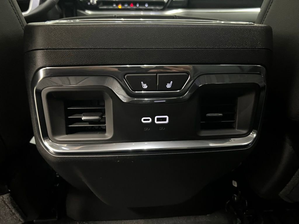 New 2026 GMC Sierra 1500 SLT w/ SLT Convenience Package image 33