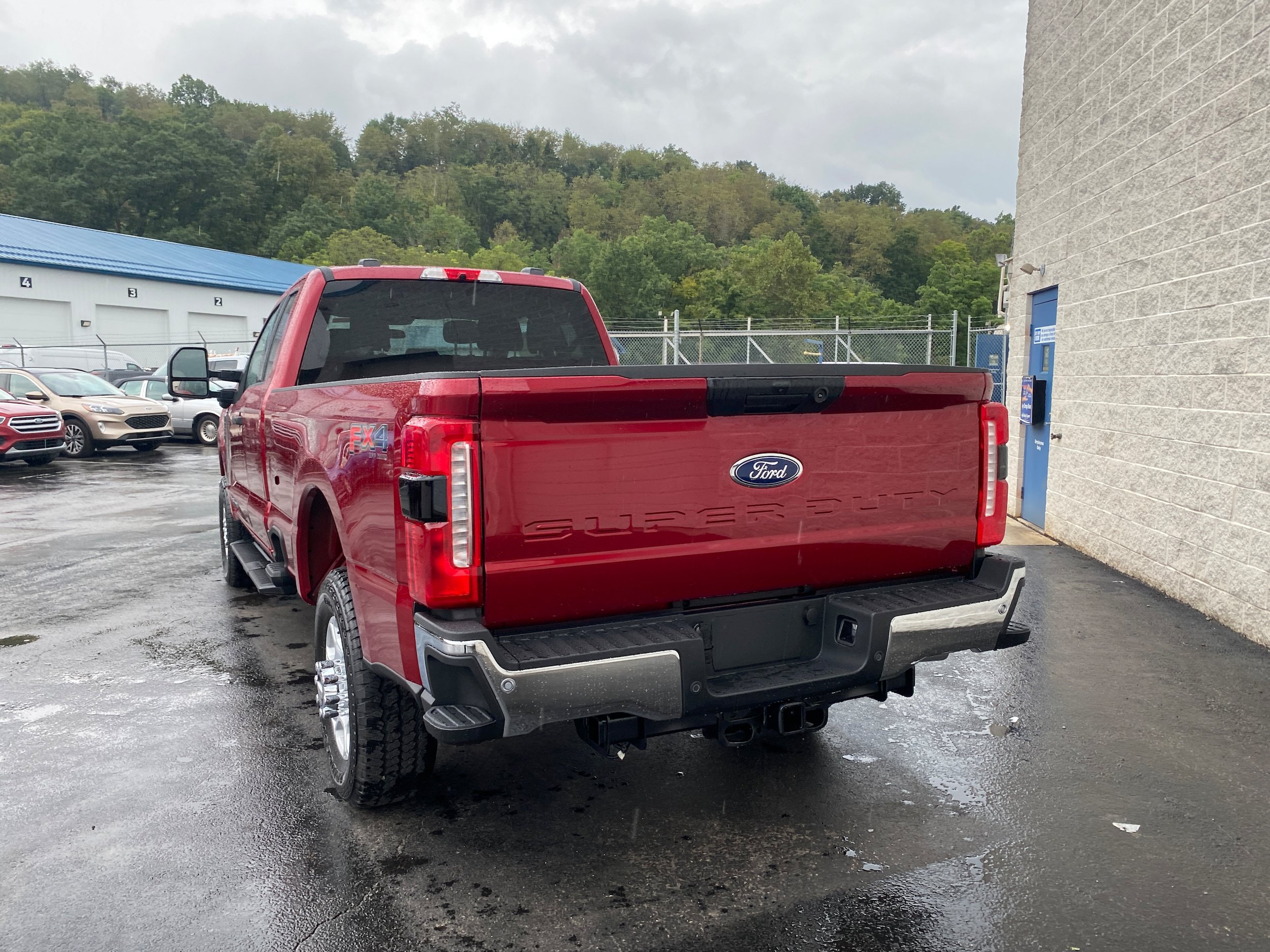 New 2026 Ford F350 XLT w/ 360-Degree Camera Package AWD/4WD image 8