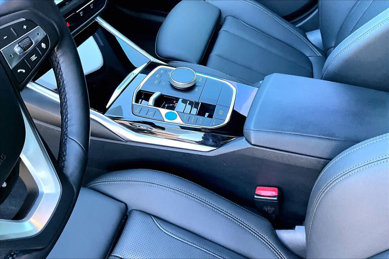 Used 2023 BMW i4 eDrive35 RWD image 16