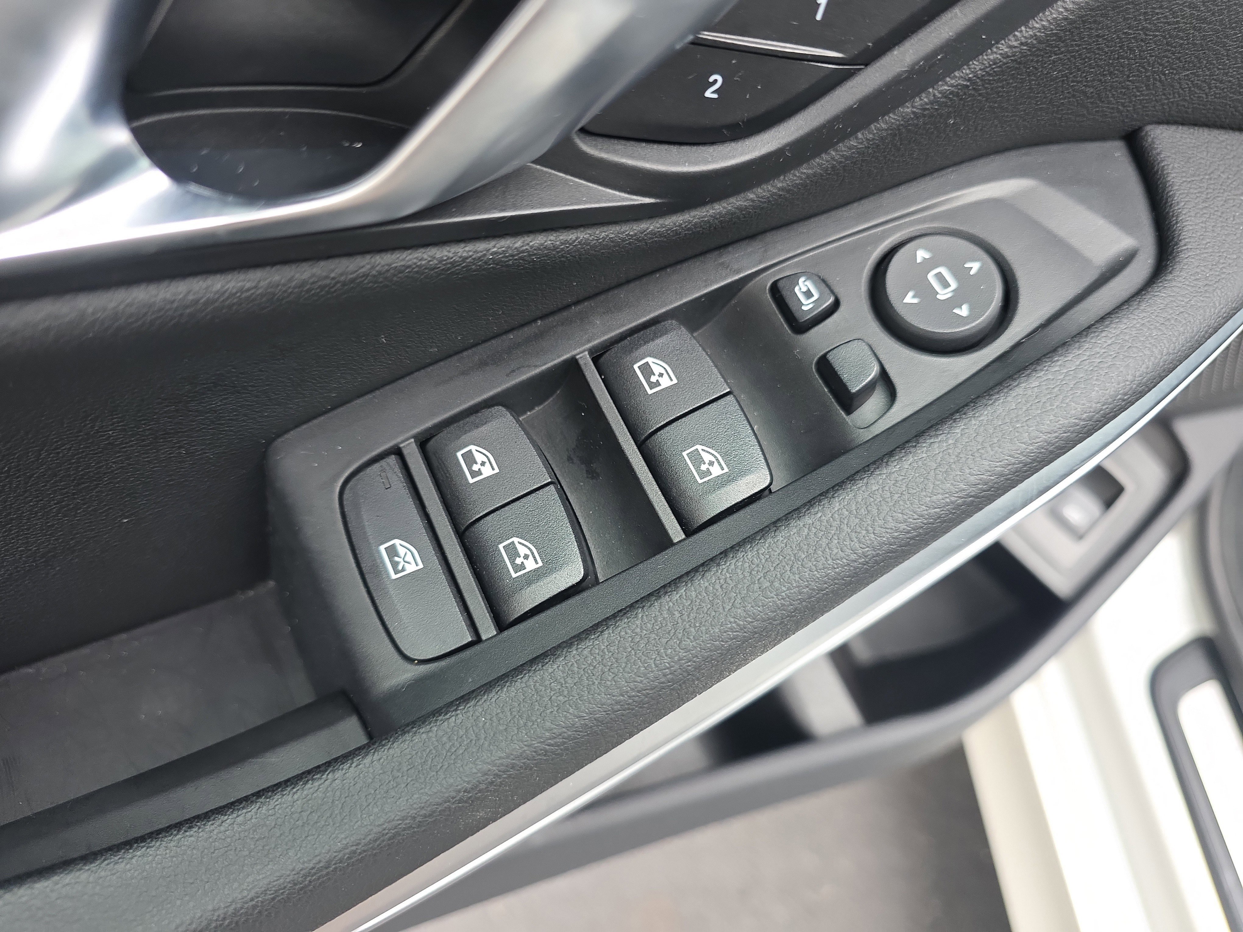 Used 2024 BMW 330i Sedan image 16