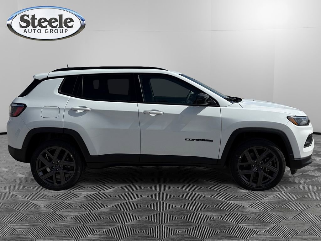 New 2026 Jeep Compass Latitude image 6