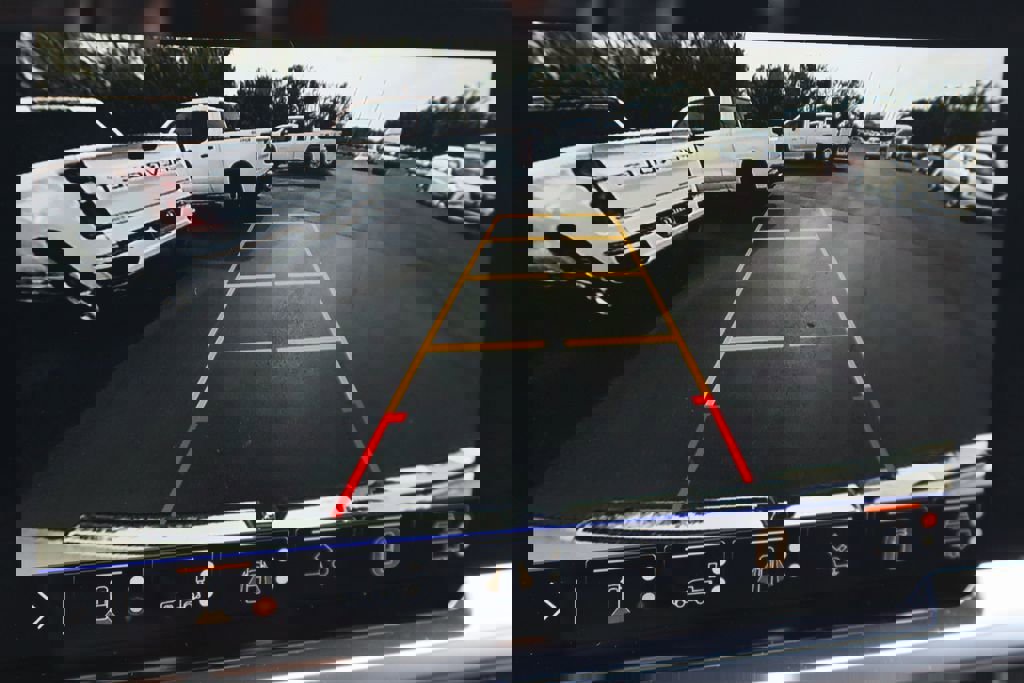 New 2026 GMC Sierra 1500 SLE image 10