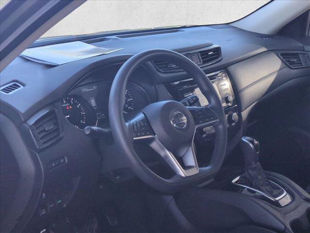 Used 2017 Nissan Rogue S AWD/4WD image 10