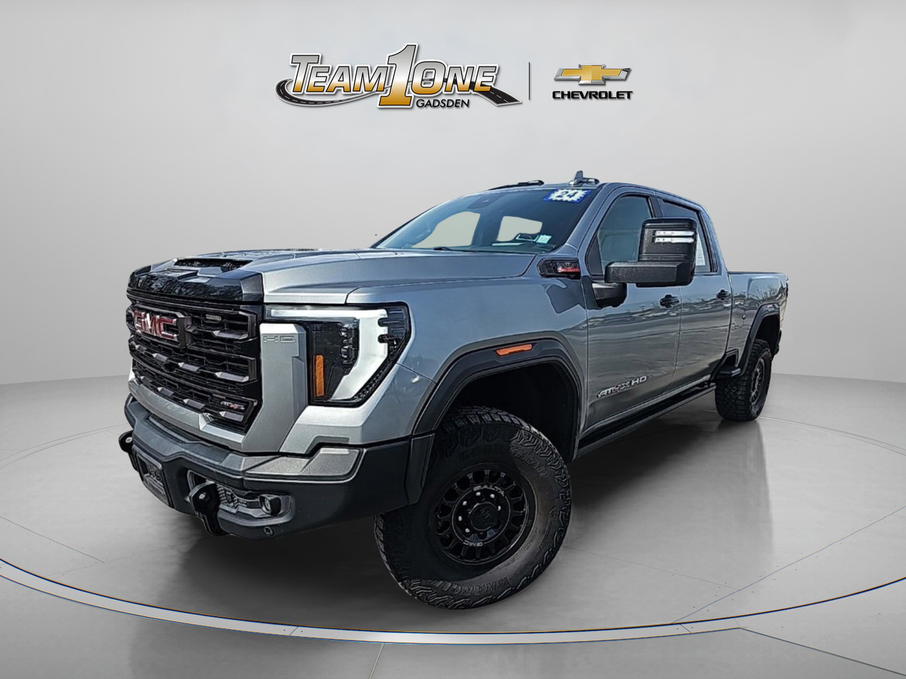 Used 2024 GMC Sierra 2500 AT4X w/ AT4X AEV Edition image 8