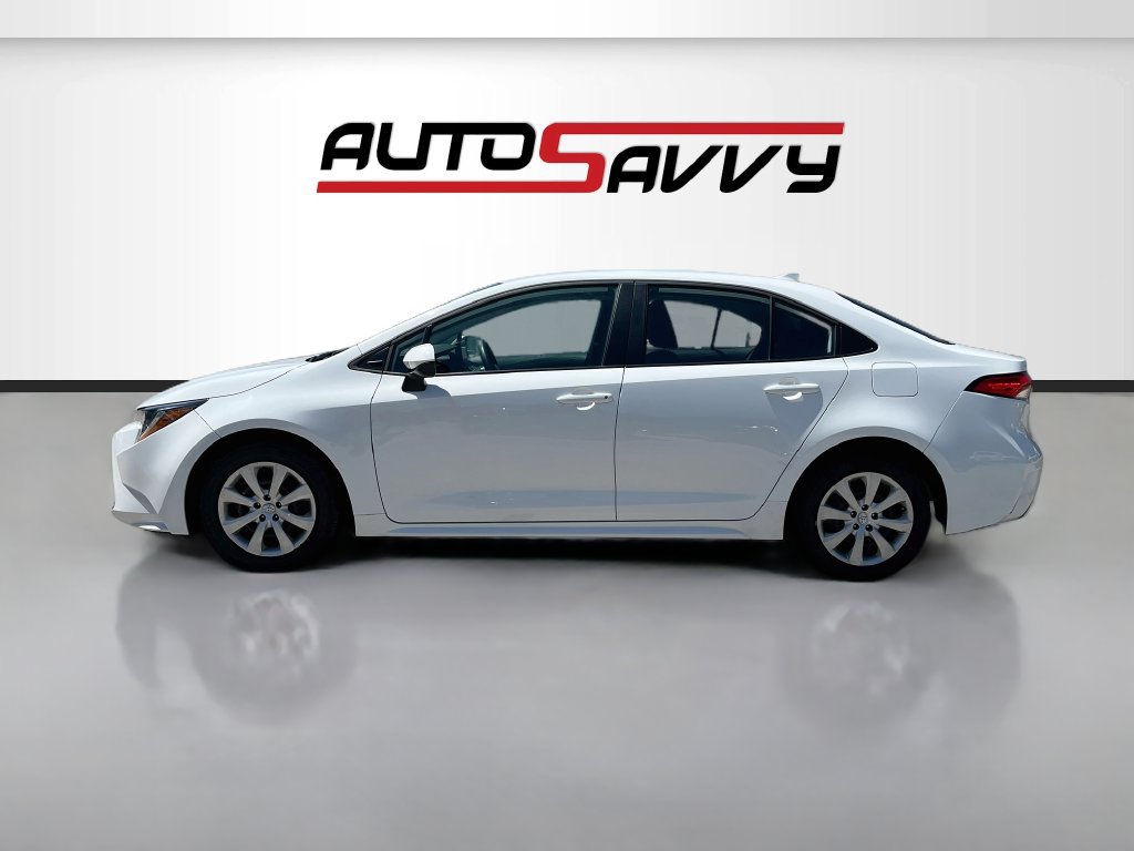Used 2026 Toyota Corolla LE FWD image 4