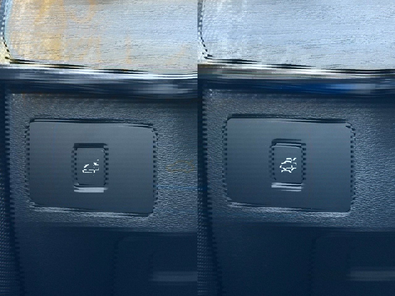 New 2026 Volvo XC90 B6 Plus image 16