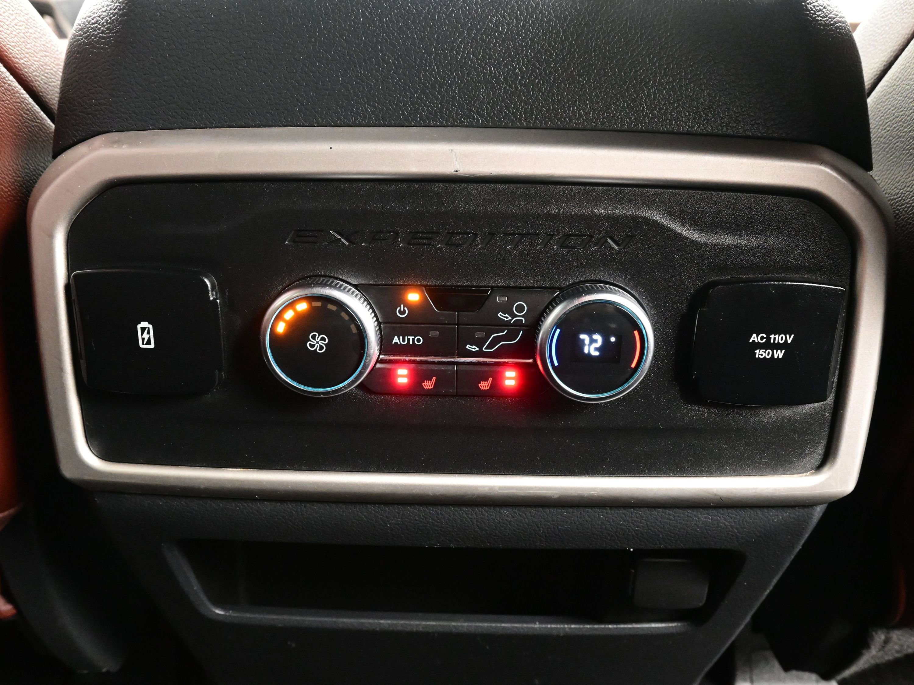 Used 2022 Ford Expedition Max Limited image 19