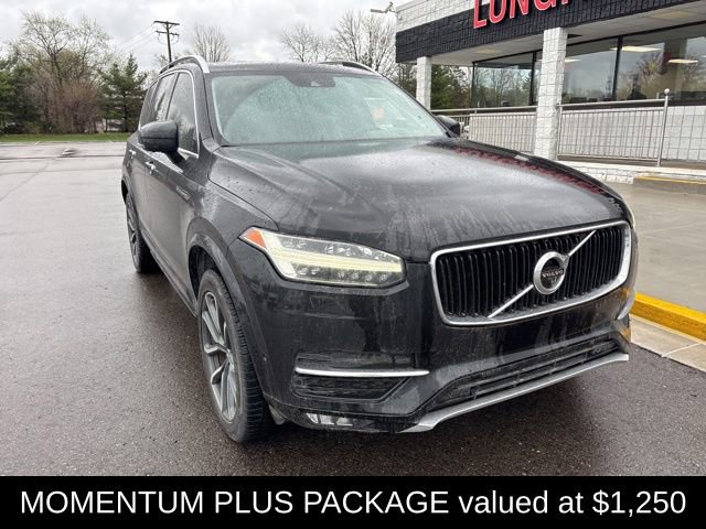 Used 2018 Volvo XC90 T5 Momentum w/ Convenience Package image 4