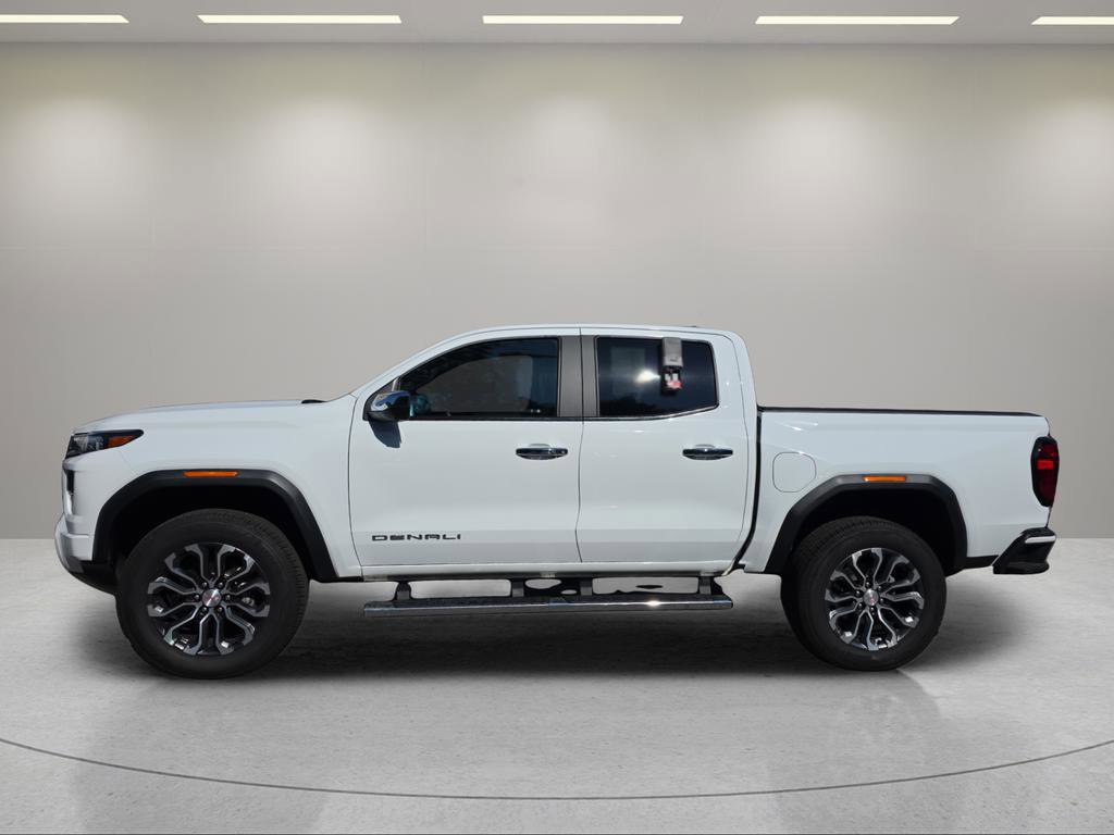 Used 2023 GMC Canyon Denali image 9