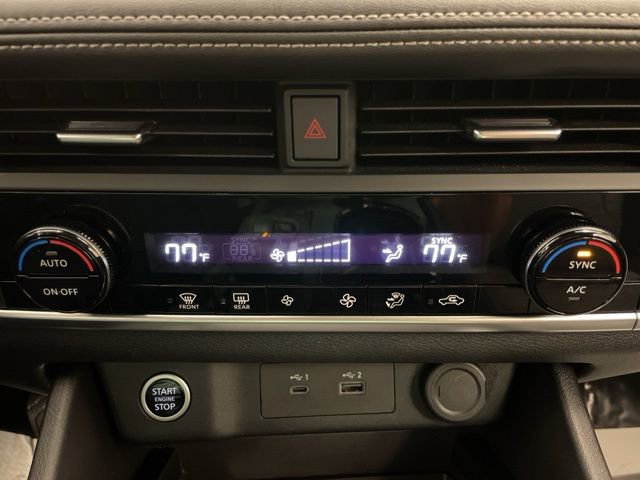 Used 2023 Nissan Rogue SV image 22