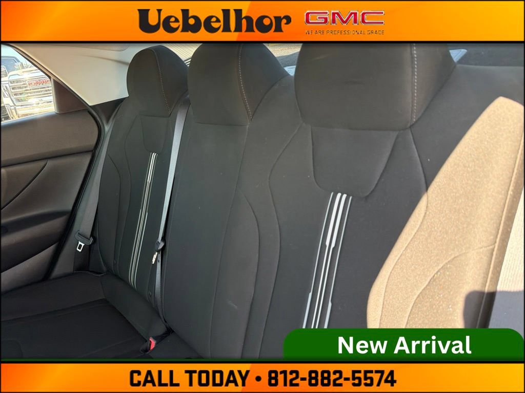 Used 2022 Hyundai Elantra SEL w/ Cargo Package FWD image 16