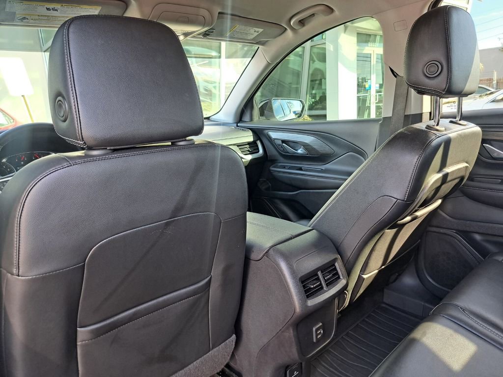 Used 2023 GMC Terrain SLT w/ Elevation Edition image 22