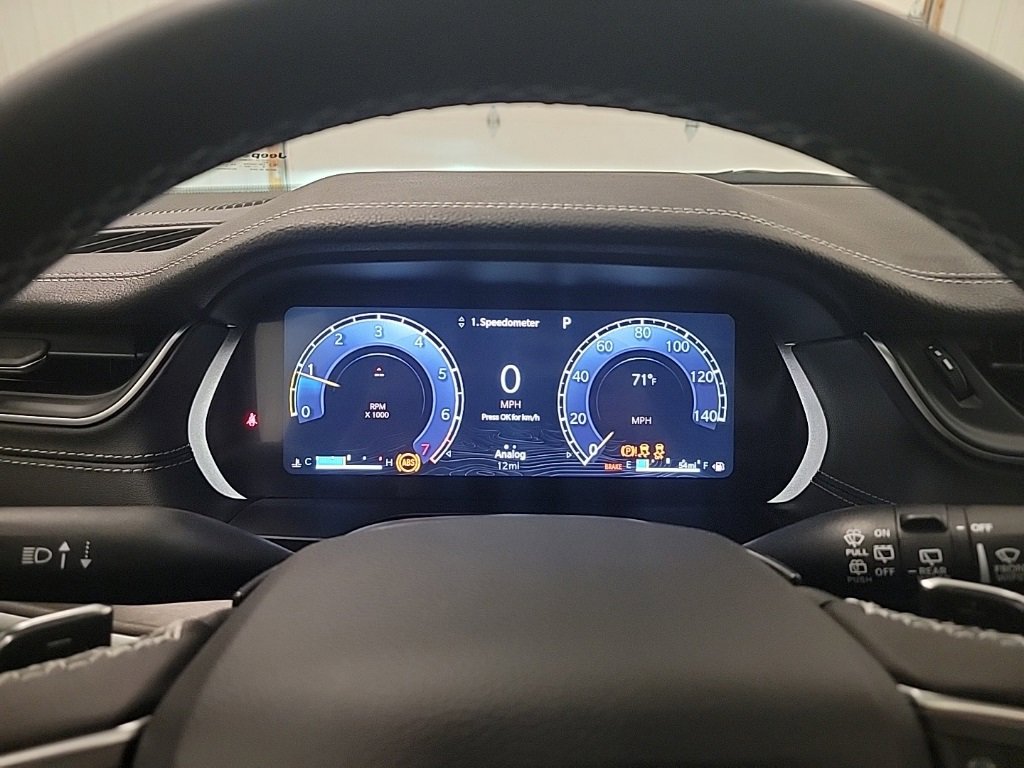 New 2025 Jeep Grand Cherokee L Limited w/ Luxury Tech Group II image 17