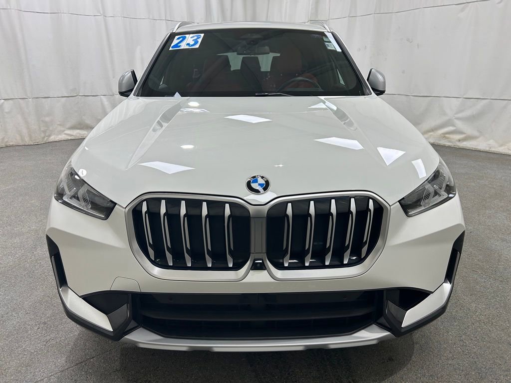Used 2023 BMW X1 xDrive28i w/ Premium Package image 3