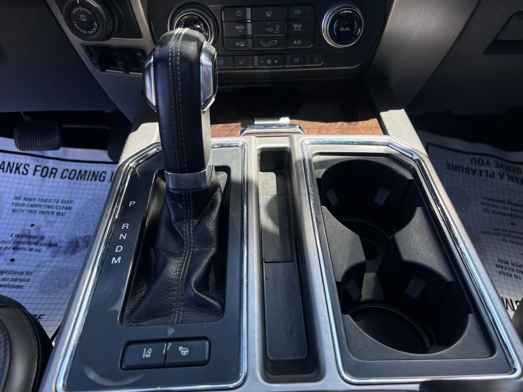 Used 2017 Ford F150 Platinum w/ Equipment Group 701A Luxury AWD/4WD image 24