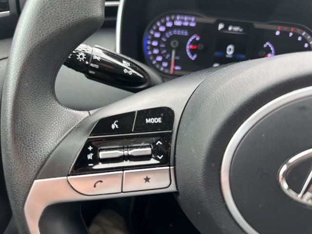 Used 2023 Hyundai Tucson SE image 13