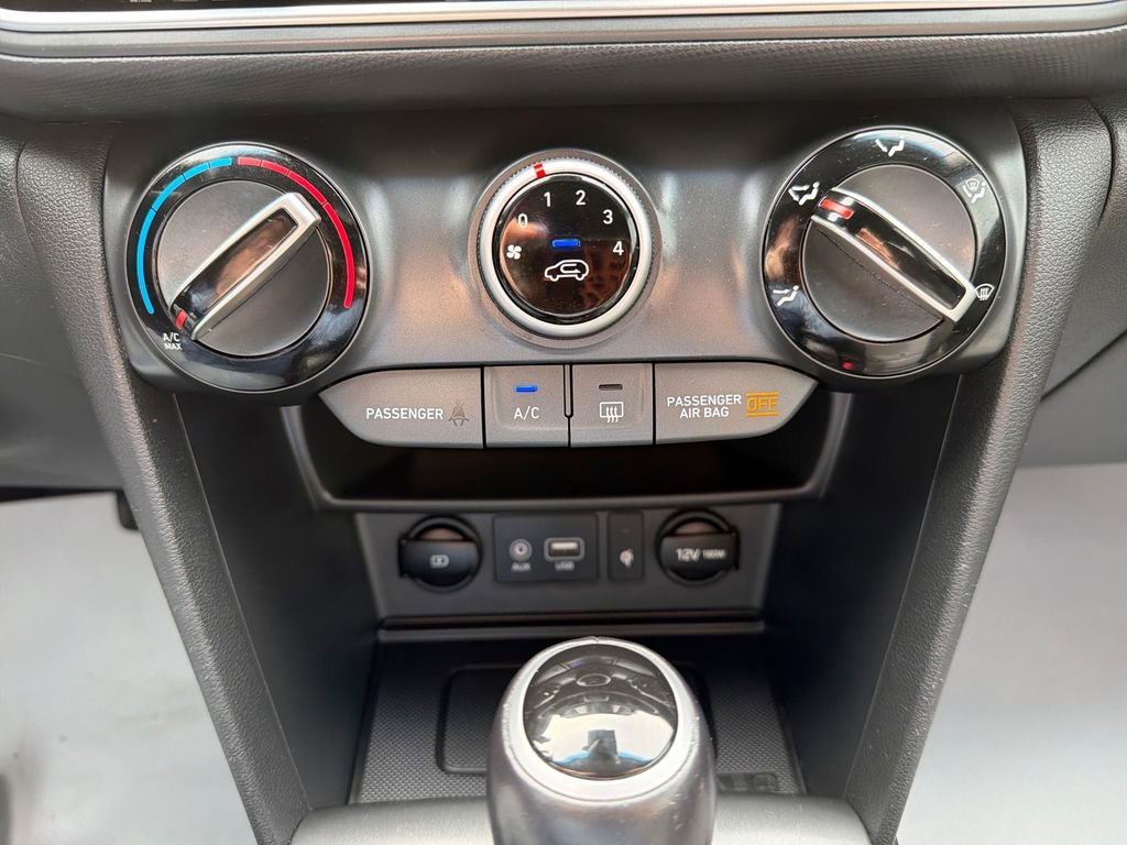 Certified 2021 Hyundai Kona SEL Plus w/ Cargo Package image 27